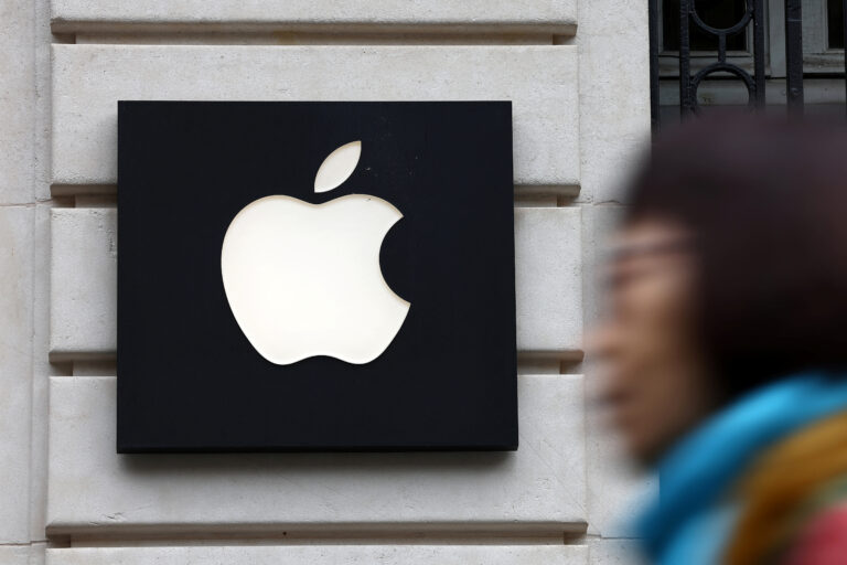 Apple-European Union-fine-App Store-White House-antitrust-privacy-user security-technology economy
