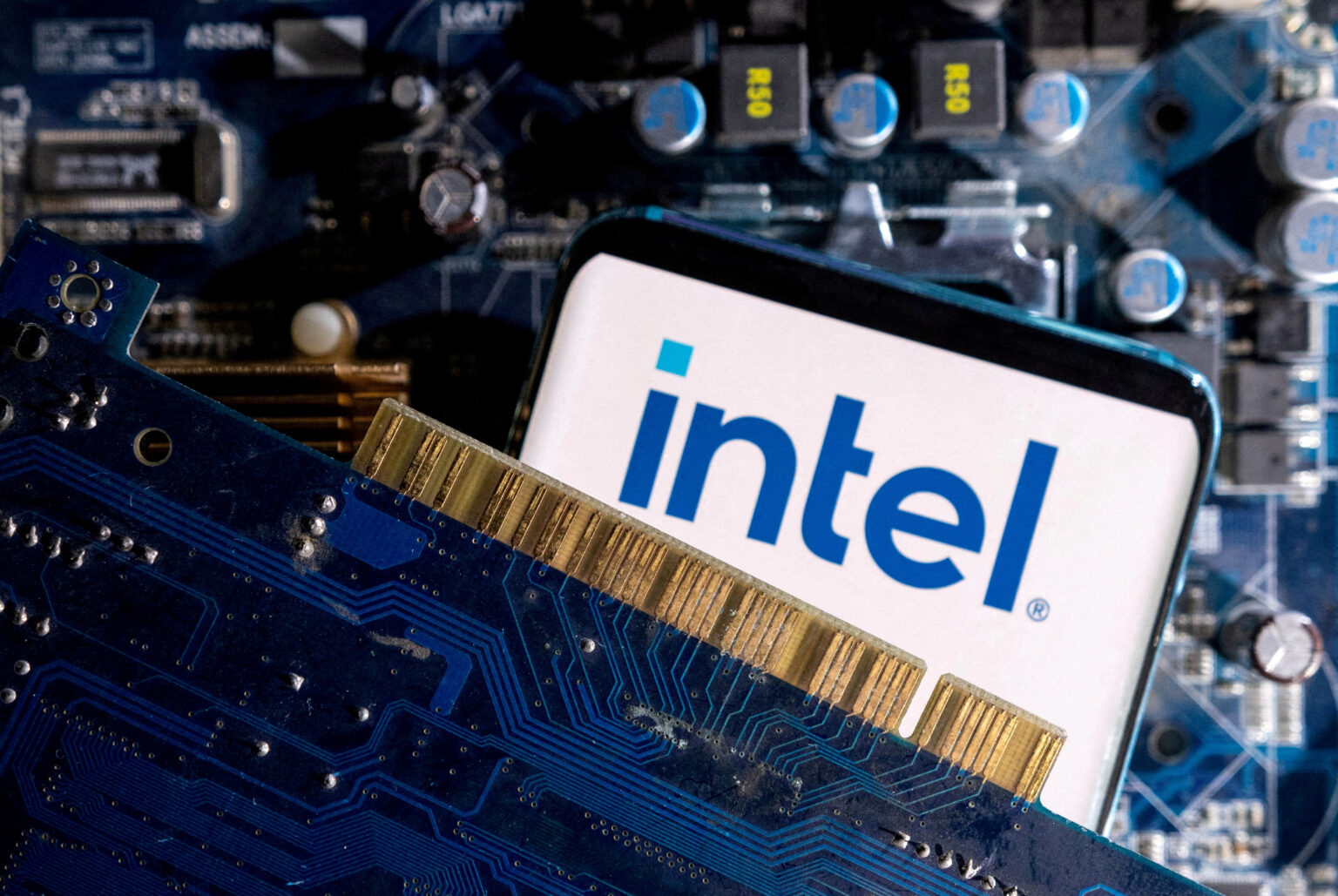 Intel-TSMC-Panther Lake chip-18A process-organizational reconstruction