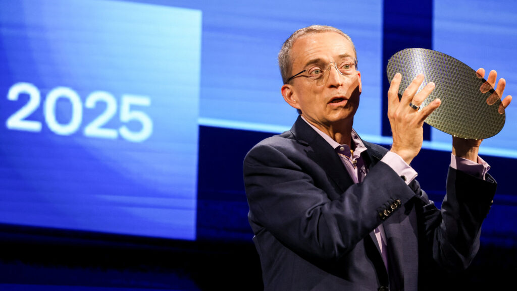 Intel-layoffs-economic crisis-tech market-Intel CEO