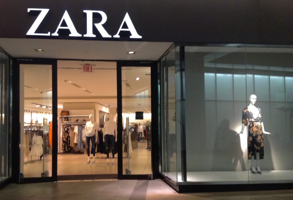Jeanswest-Fast Fashion-Online Store-Middle East-Retail Strategy
