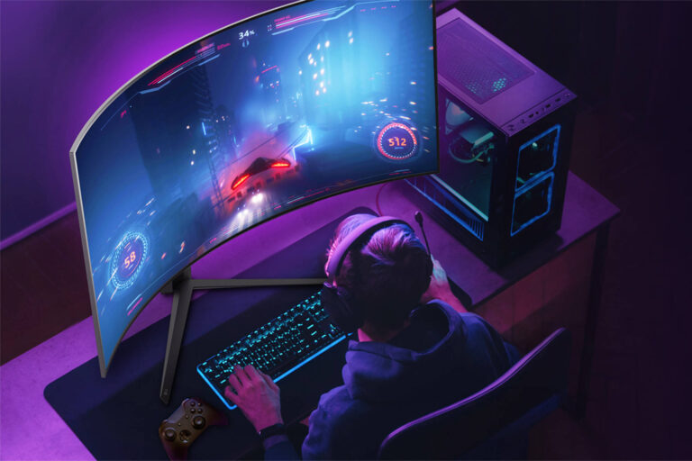 LG monitor-gaming-curved OLED-WebOS-240Hz refresh rate-UltraGear