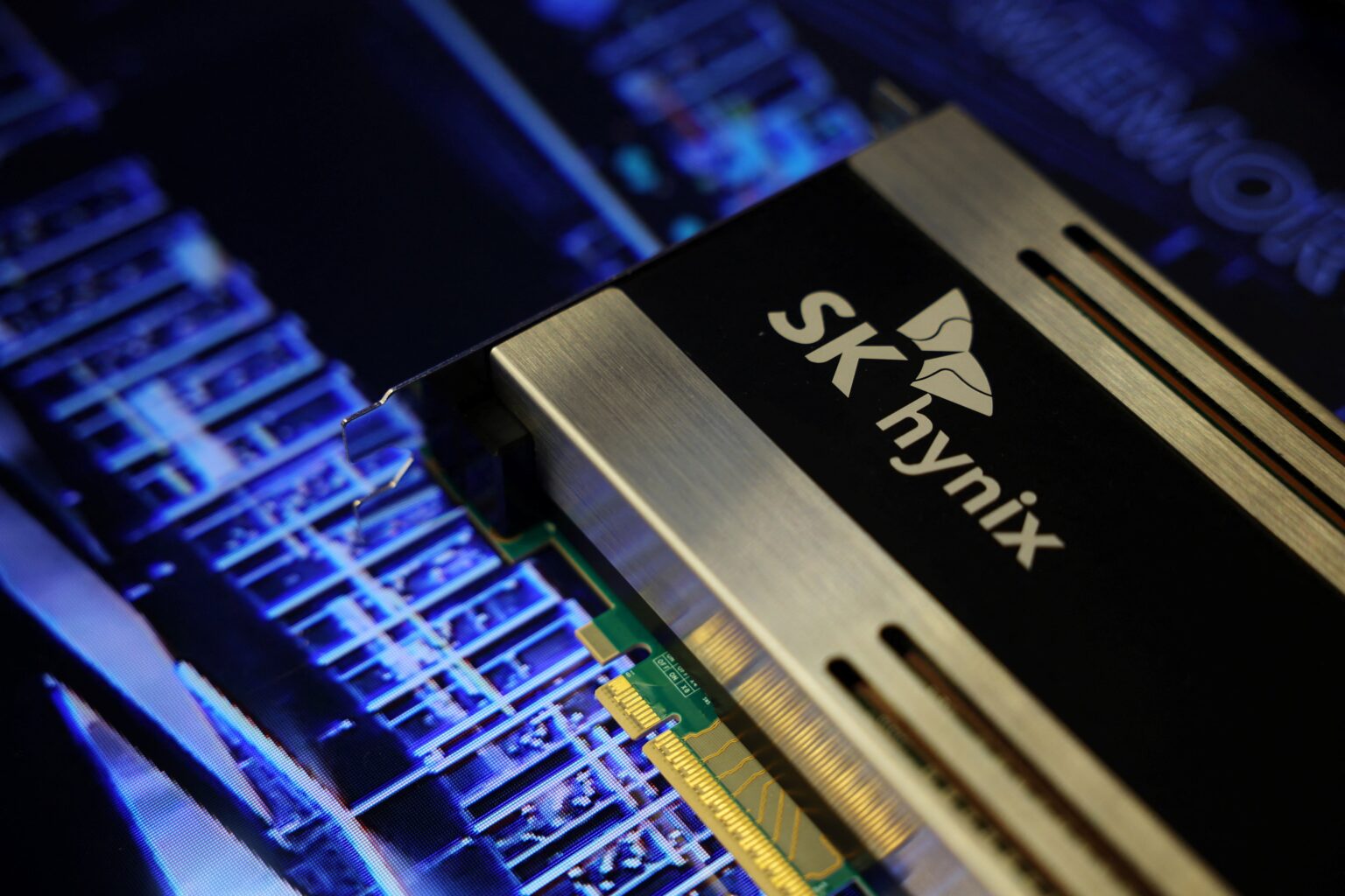 NVIDIA-Samsung-semiconductor industry-artificial intelligence-technology competition-global revenue