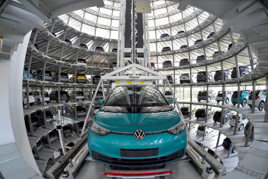 Volkswagen-Tesla-Electric Cars-EV Market-Automotive Technology
