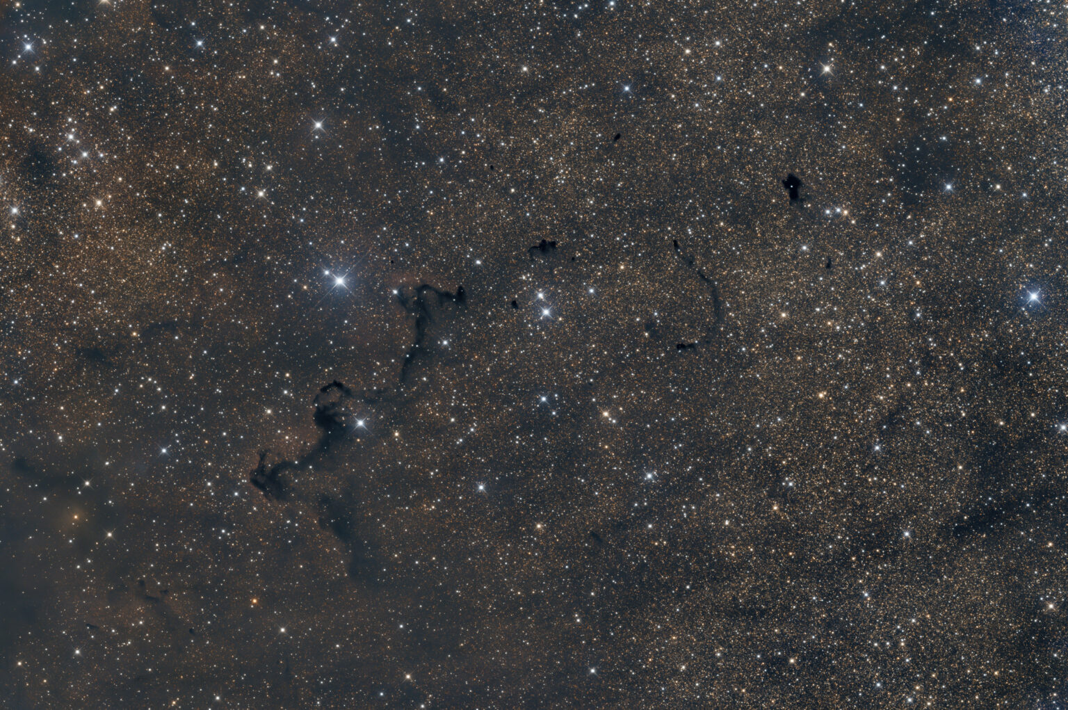 black hole-galaxy winds-NGC 4945-interstellar-ESO Observatory