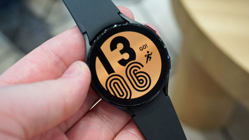 galaxy watch 5-software update-Samsung-Wear OS-system stability-security patch-fitness tracking