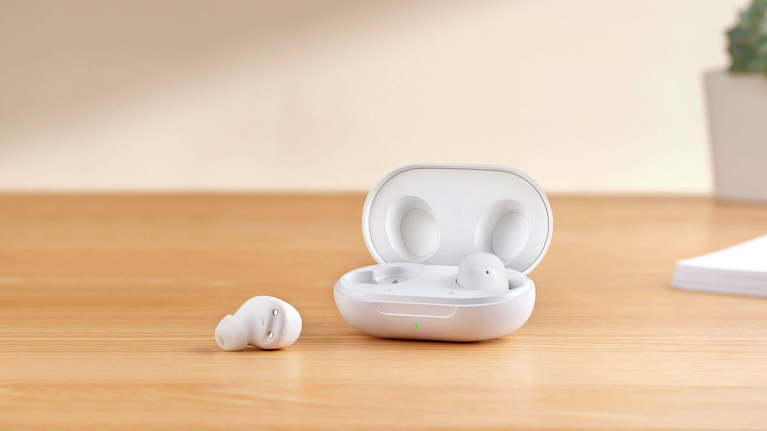 oppo earbuds-active noise cancellation-artificial intelligence-Enco Free 4-real-time translation-Hi-Res audio