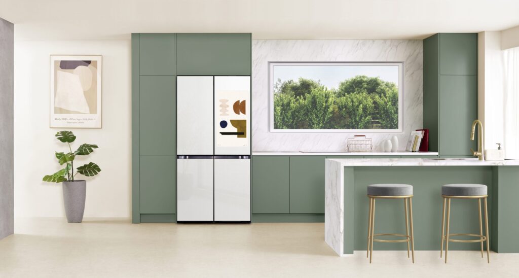 samsung-smart fridge-kitchenfit max-ai fridge-bespoke ai hybrid-home appliances