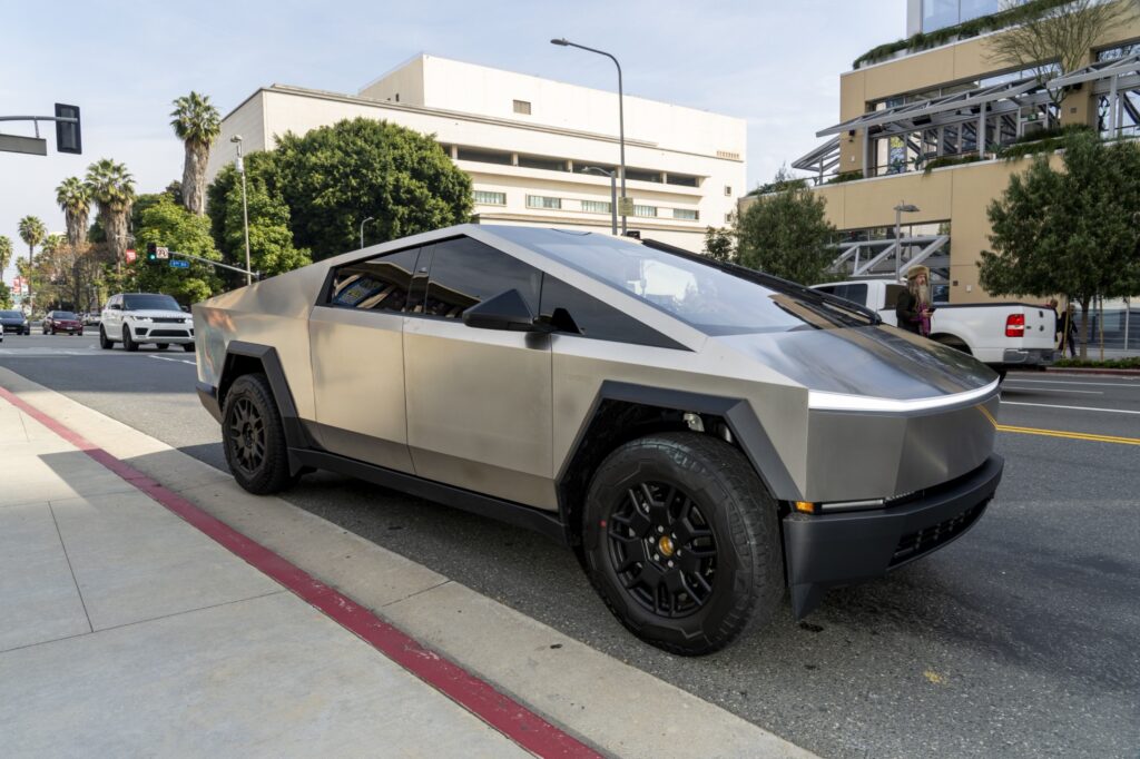 tesla cybertruck-electric vehicle-tesla in iran-iran electric car challenges-future of iran electric vehicles