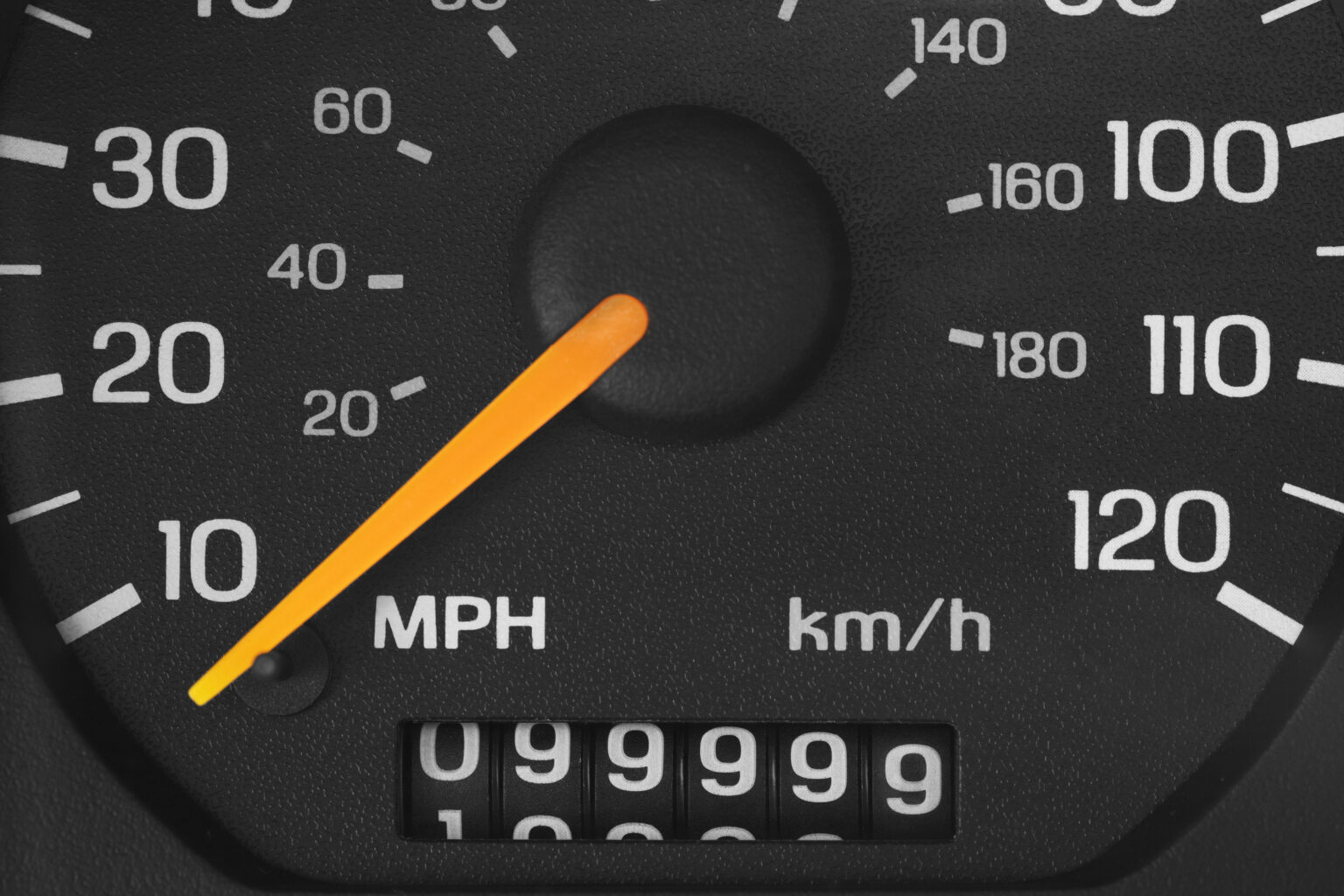 tesla-odometer manipulation-vehicle warranty-legal complaints-smart cars