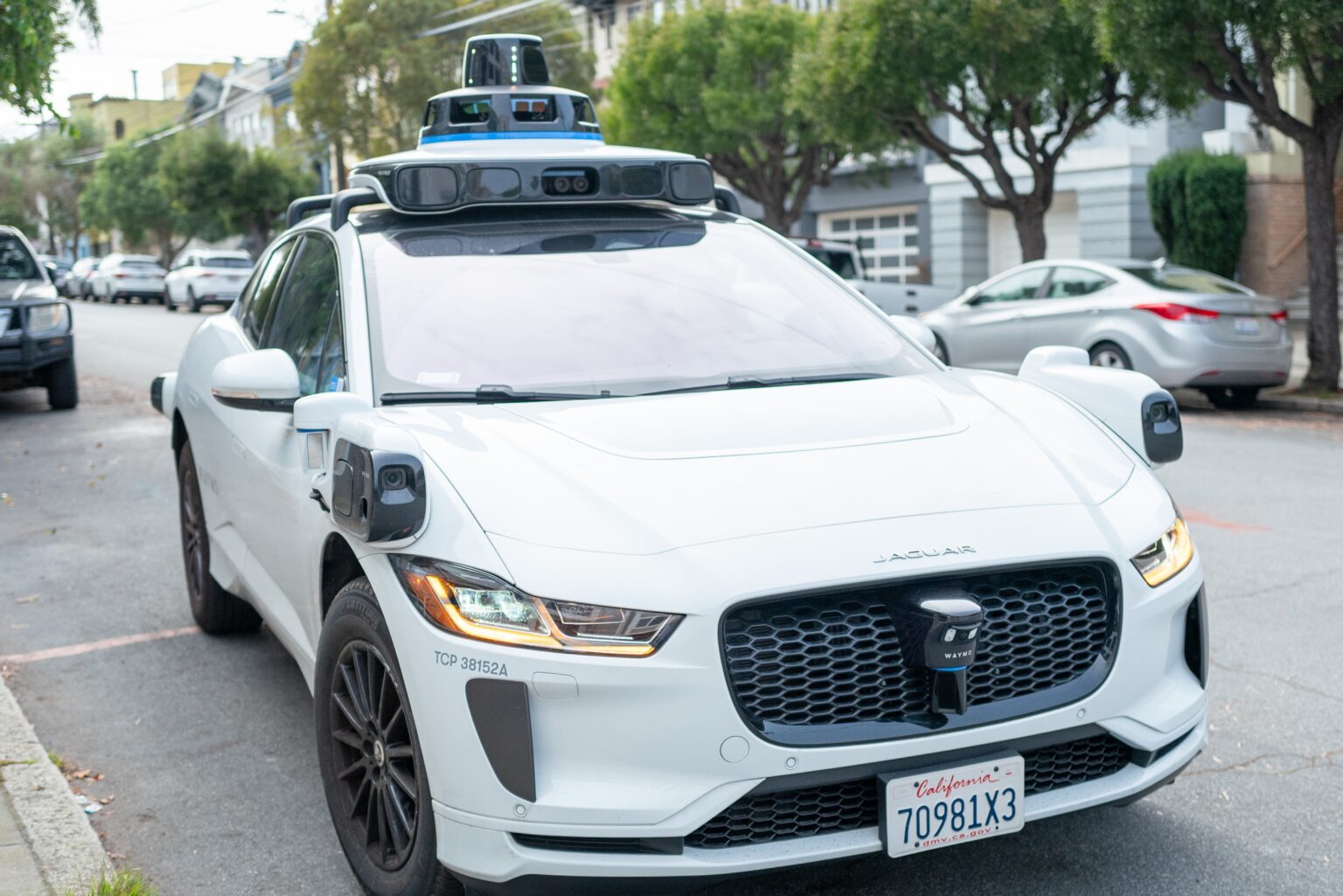 waymo-self-driving taxis-google-tokyo-smart transportation-autonomous vehicles