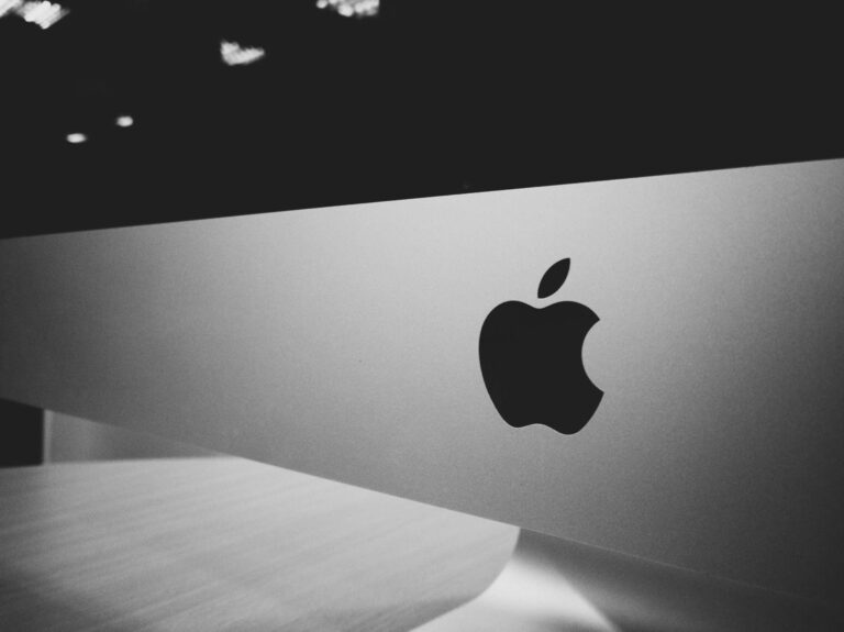 Apple-Siri-compensation-privacy breach-user lawsuit