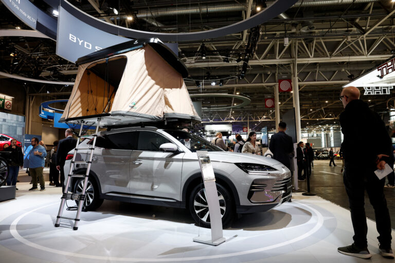 BYD-Romania-electric cars-plug-in hybrid-European tariffs-automotive market-global expansion