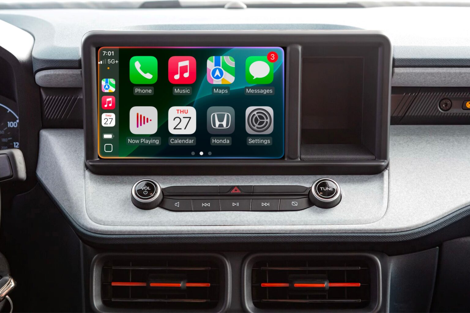 CarPlay Ultra-Apple-smart car technology-infotainment system-Aston Martin