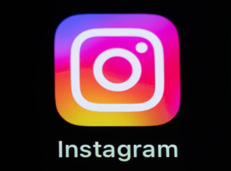 Instagram-TikTok-Adam Mosseri-Social media strategy-Reels-Artificial Intelligence-User engagement