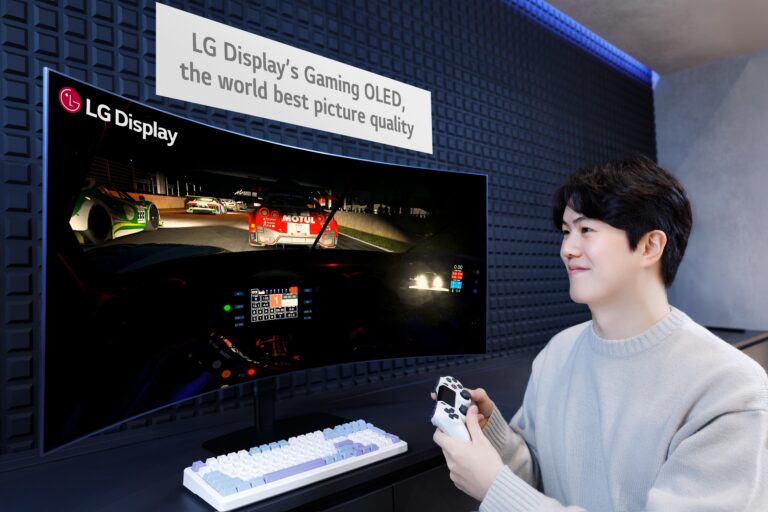 Samsung-Odyssey OLED G6-500Hz OLED monitor-high refresh rate-QHD display quality