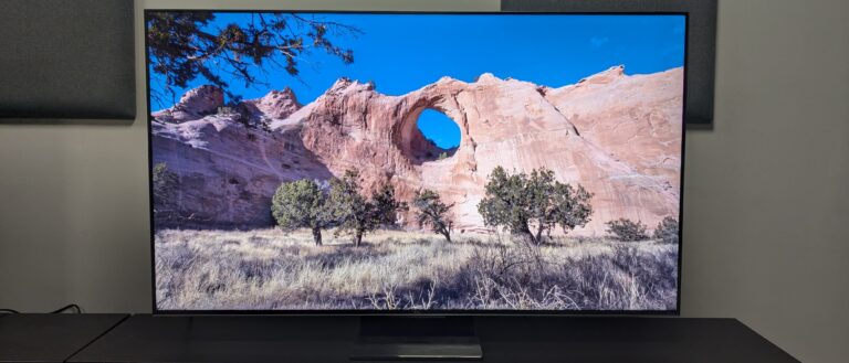 TCL-Smart TV-144 Hz panel-Picture quality-Dolby Vision-Affordable