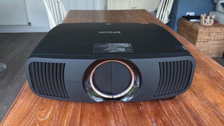 Xgimi-RS 20-4K projector-gaming projectors-Dolby Vision-HDR Vivid-IMAX Enhanced