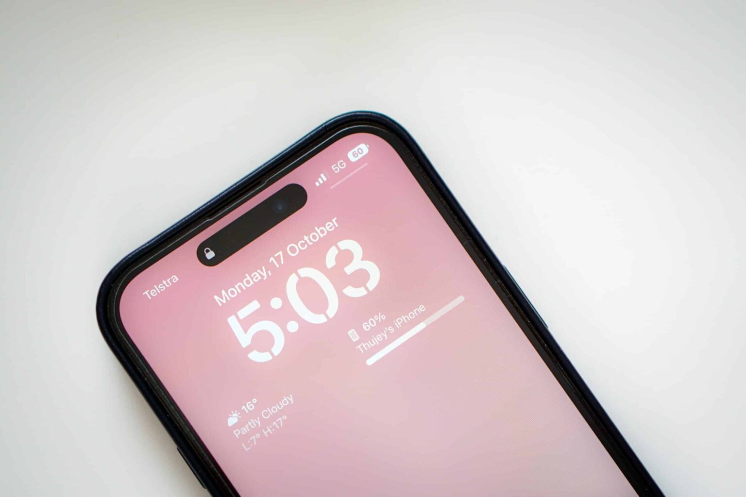 iPhone 18-Apple-Face ID under display-mobile technology-Display design-Dynamic Island