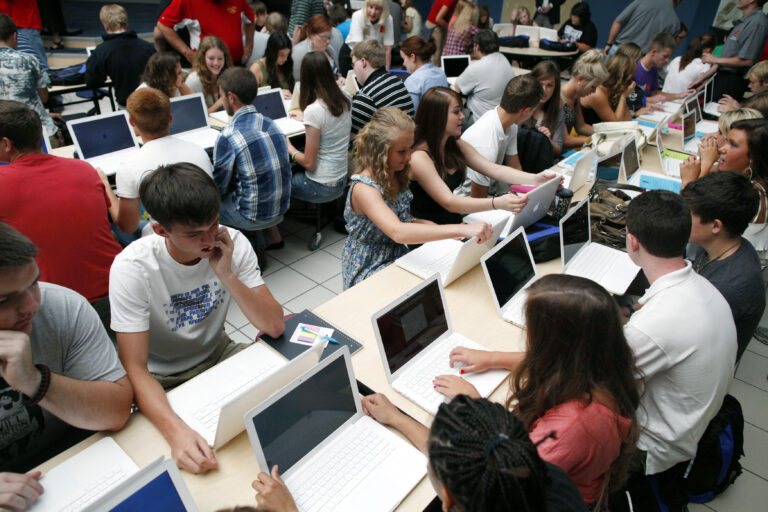 technology education-CS12-computer science-participatory learning-regional education centers