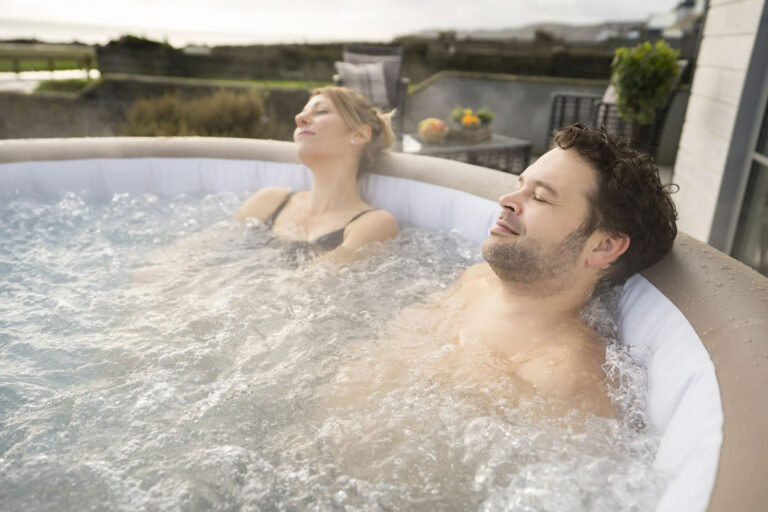 jacuzzi-property value improvement-outdoor jacuzzi-relaxation benefits-luxury renovation