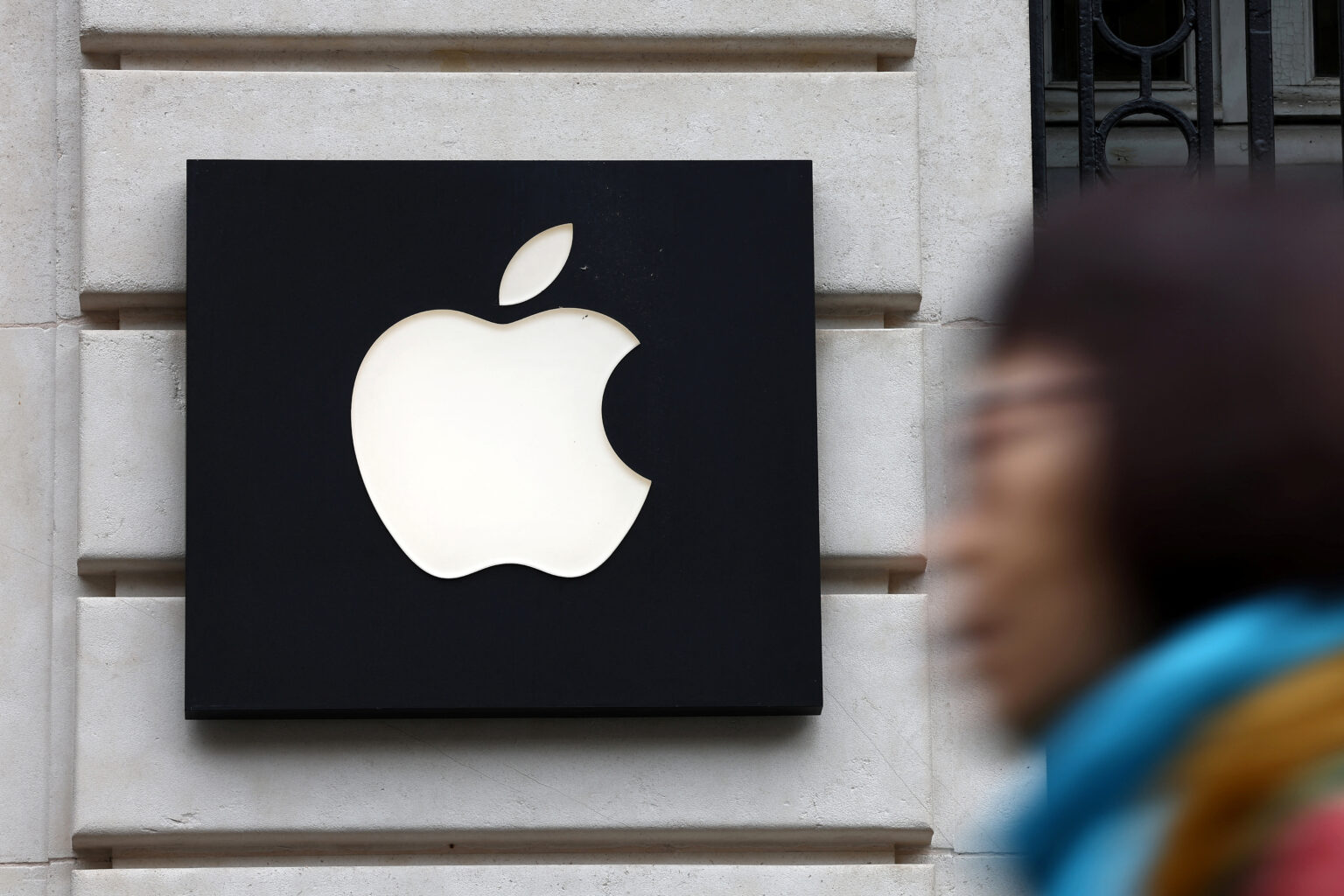 Apple-European Union-fine-App Store-White House-antitrust-privacy-user security-technology economy