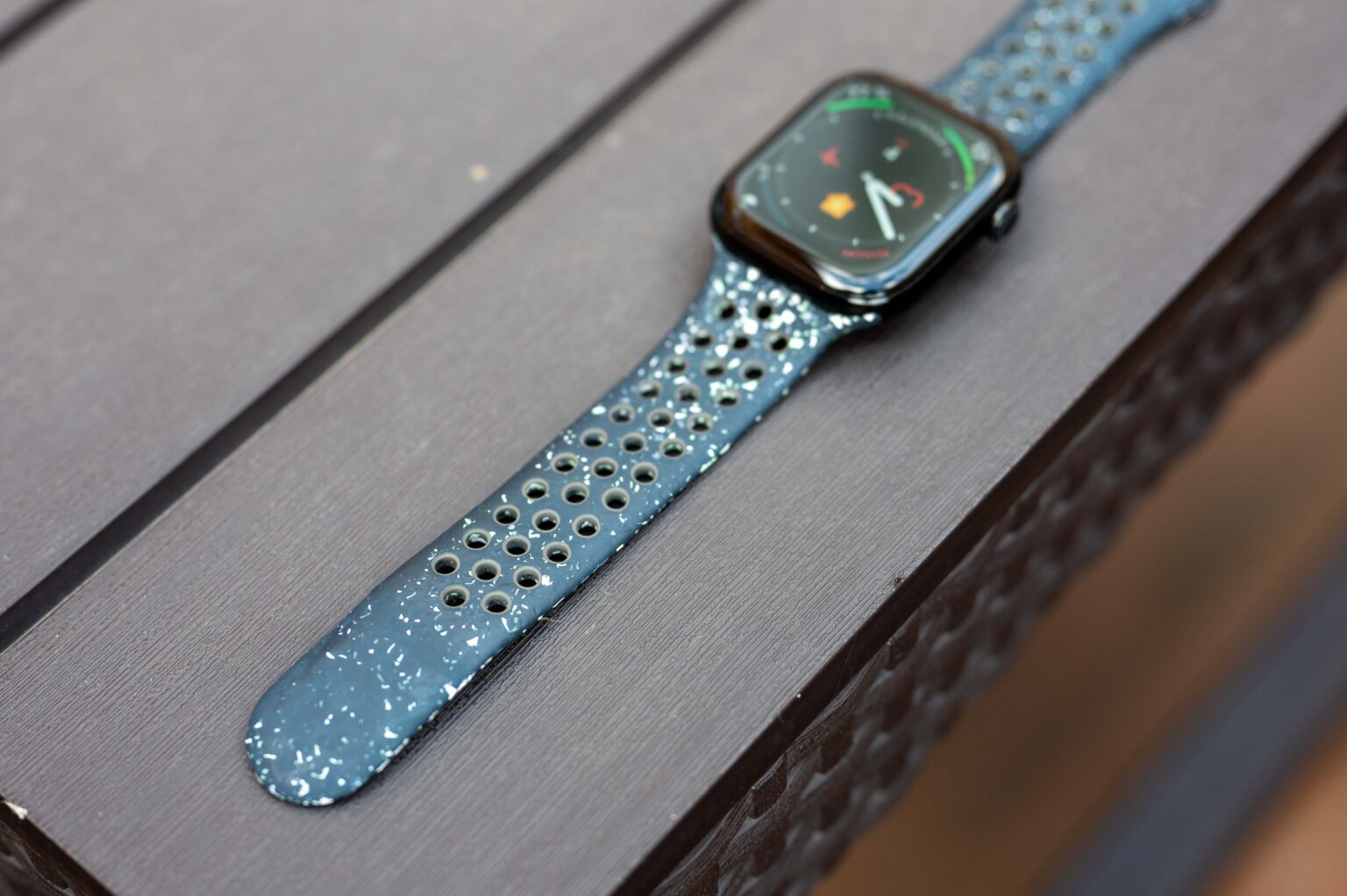 Apple-iPhone glass body-Mac Pro glass design-Apple Watch-patent