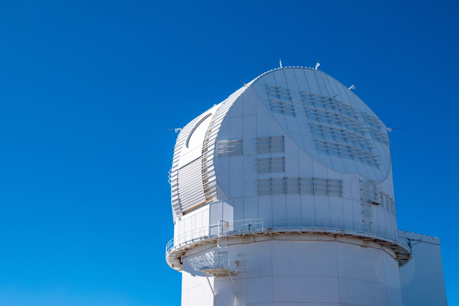 Daniel K Inouye Solar Telescope-solar storms-space weather-VTF camera-solar magnetic field