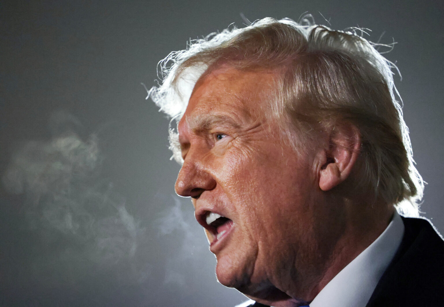 Donald Trump-Cryptocurrency-Token TRUMP-Political Scandal-Crypto Price Surge