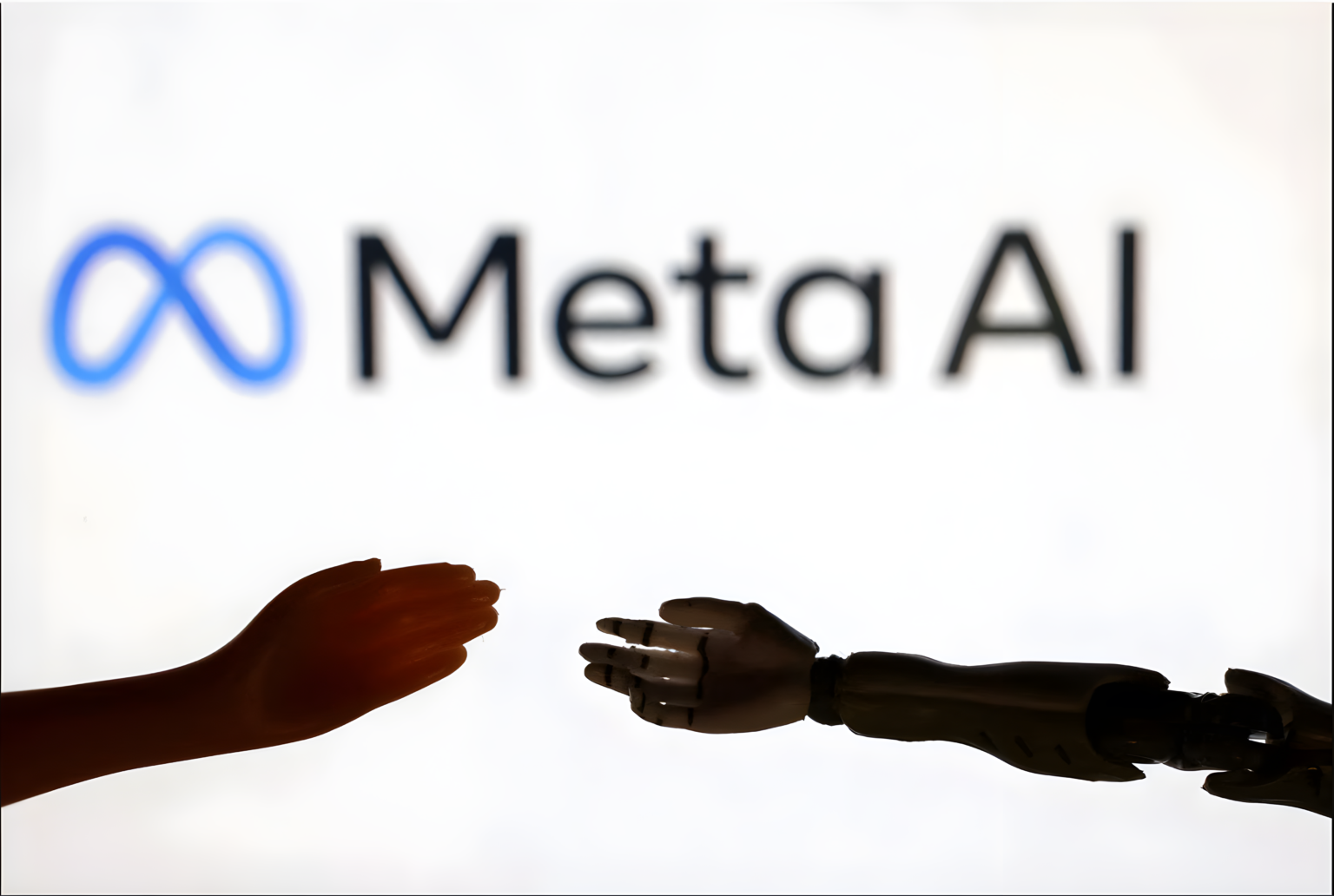 Meta AI-WhatsApp chatbot-privacy concerns-artificial intelligence-user feedback