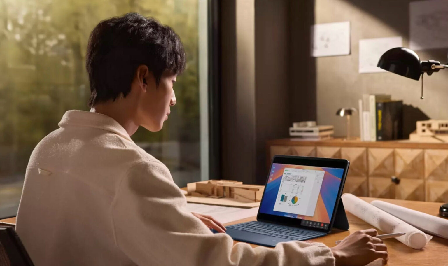 OPPO Pad 4 Pro-Snapdragon 8 Elite-144 Hz Display-Tablet Review-ColorOS 15