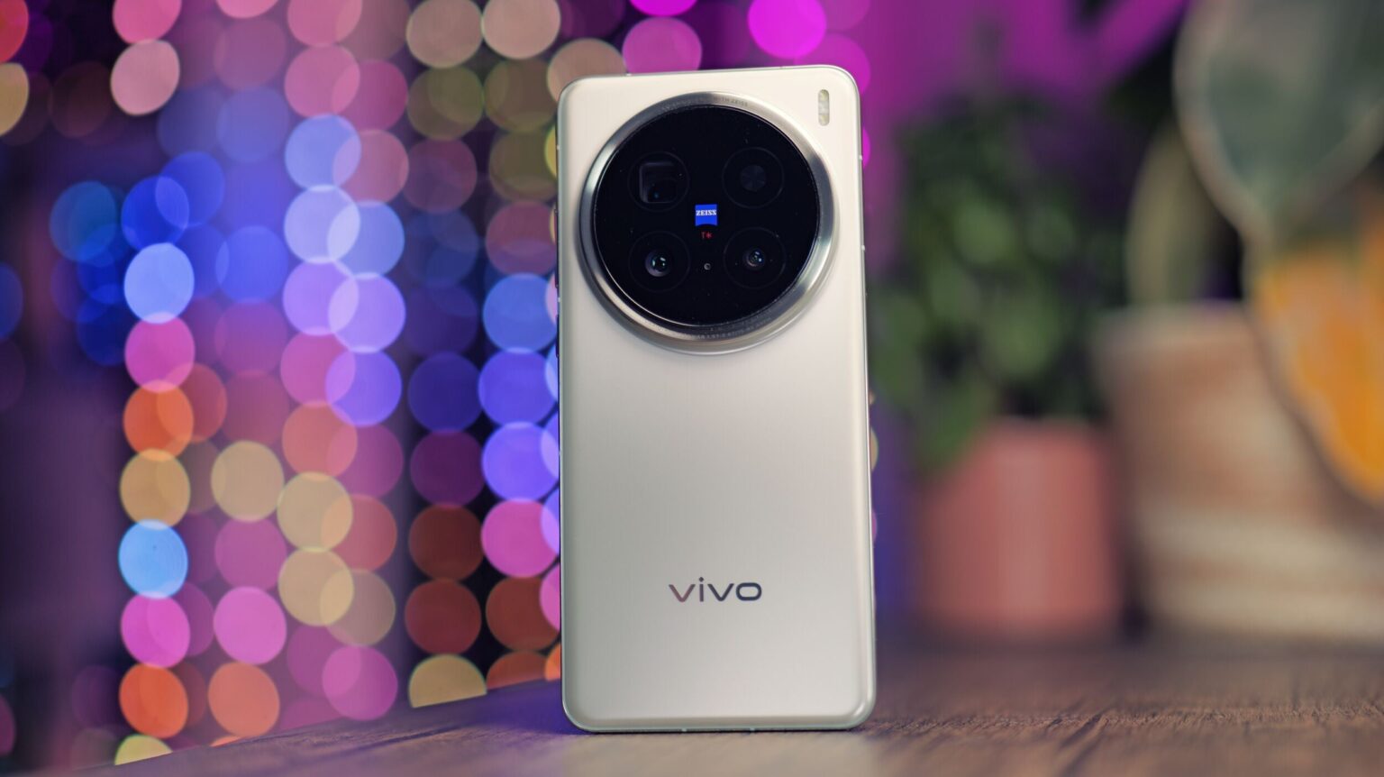 Vivo X200 Ultra-professional photography-mobile camera-4K video recording-Snapdragon 8
