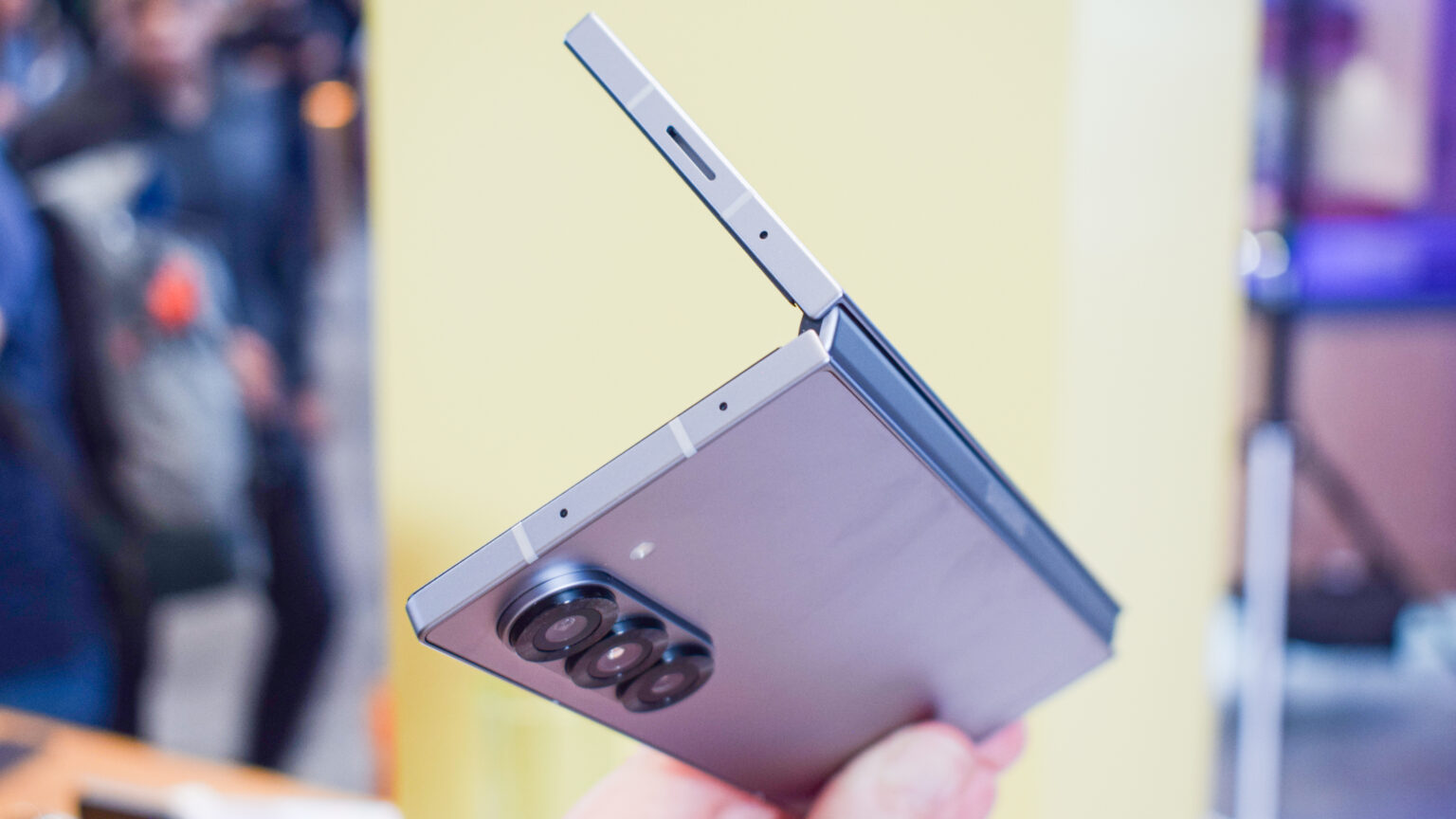 galaxy z fold 7-galaxy z flip 7-samsung new york event-samsung XR headset-galaxy watch