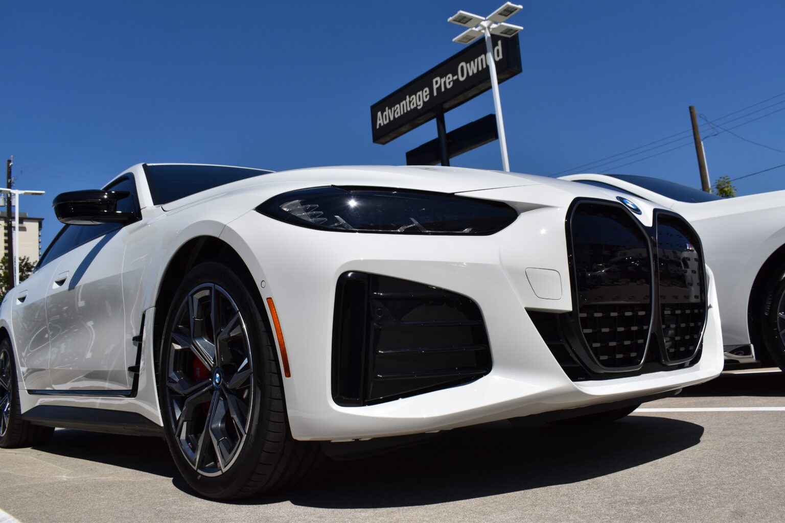 lexus-BMW-luxury cars-young customers-automotive trends