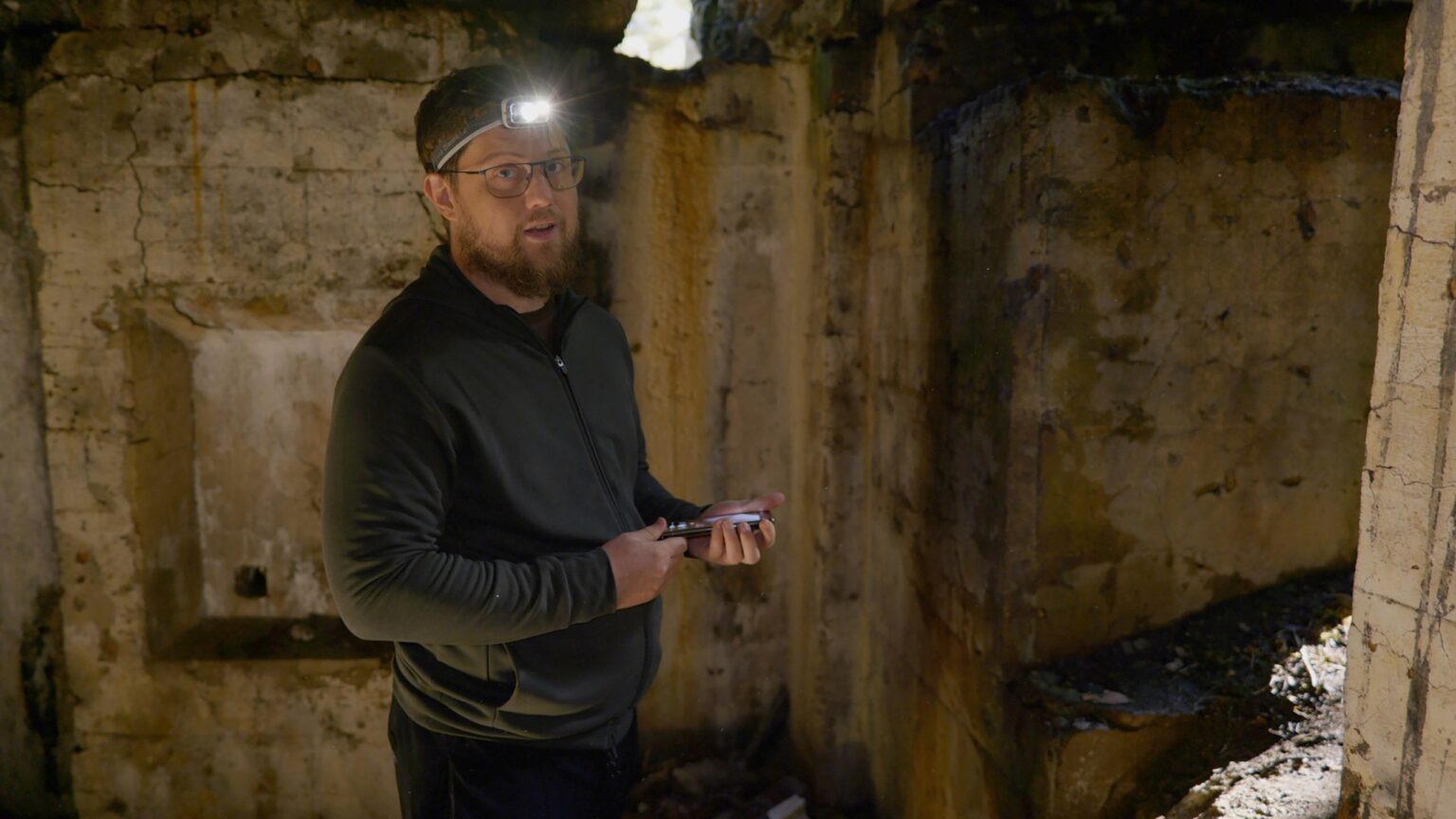 satoshi nakamoto-bitcoin-cryptocurrency-blockchain-wealthiest