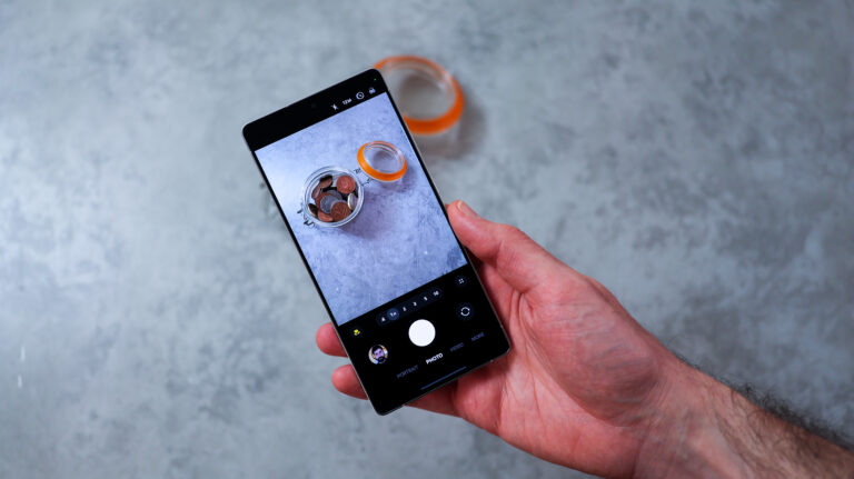 Galaxy S25-Samsung-Selfie Camera-Log Video-One UI 8