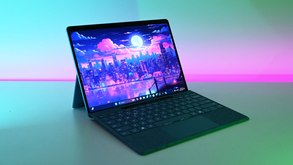 Microsoft-Surface Laptop 13 inch-Snapdragon X Plus-Artificial Intelligence-Windows Hello-Copilot Plus