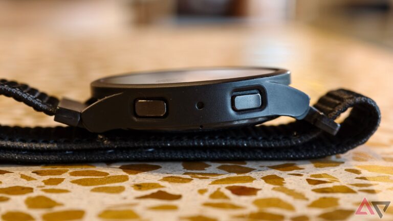 Wear OS 6-Google smartwatches-Material 3 design-updates in Tiles Wear OS-Android 16
