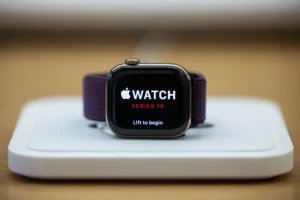 apple-airpods-apple watch-ai camera-wearable technology-smart glasses