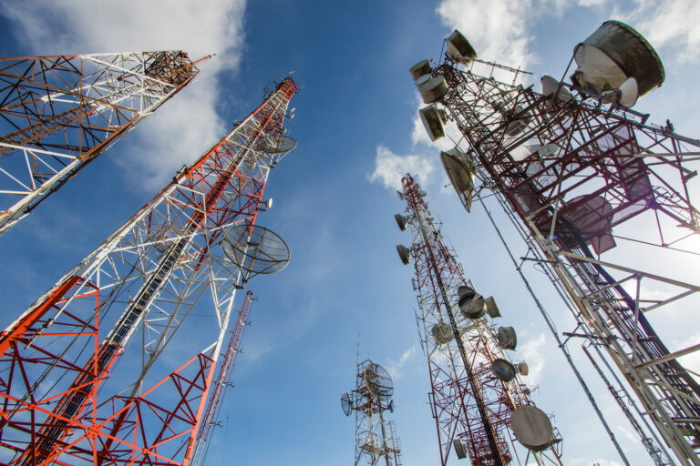 fiber optics-Iran Telecommunication Company-challenges-digital transformation-internet infrastructure