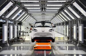 huawei-station car-luxury vehicle-electric car-autonomous technology